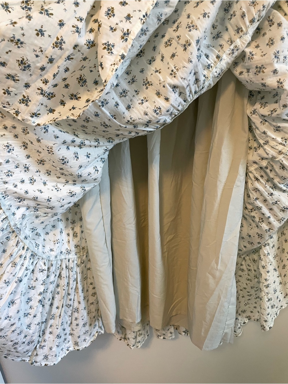 Ivy City Co White Midi Dress with Floral Print - Picture 9 of 10